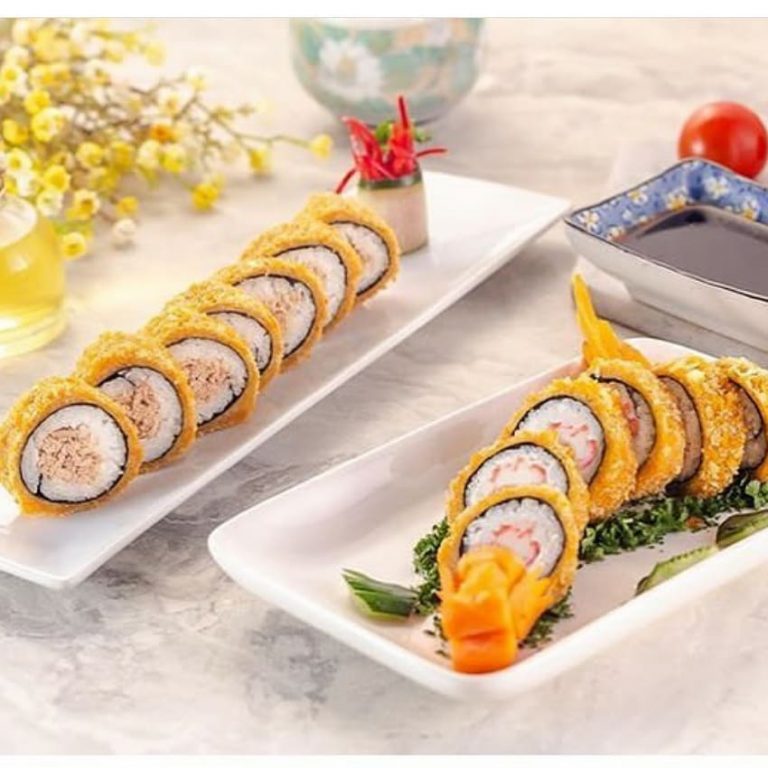 Sushi Tuna Roll 400gr (4 roll) Rp 36.000